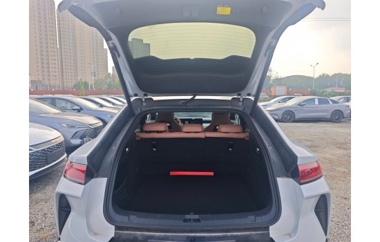 BYD Song L, 2025, пробег 1,8 тысяч км