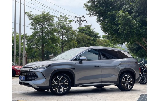 BYD Song L DMi (гибрид), 160KM Excellence 2WD, 2025, пробег 8,8 тысяч км