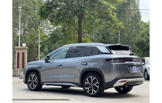 BYD Song L DMi (гибрид), 160KM Excellence 2WD, 2025, пробег 8,8 тысяч км