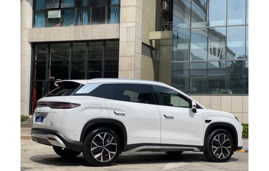 BYD Song L DMi (гибрид), 160KM Excellence, 2025, пробег 4,3 тысячи км