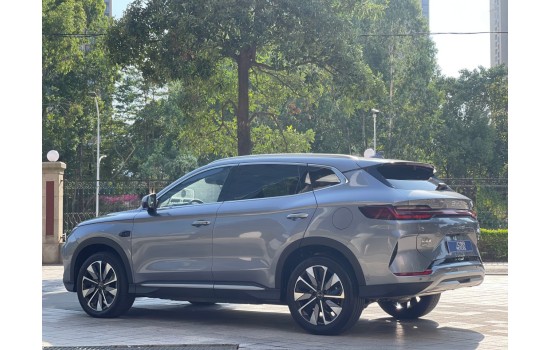 BYD Song Plus DM-i 2025