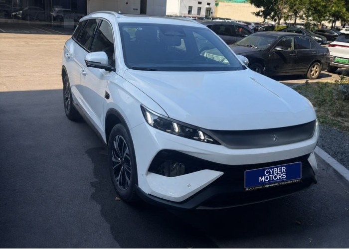 BYD Song Pro DM-i, 115KM Extended Range, гибрид, пробег 7,4 тысячи км