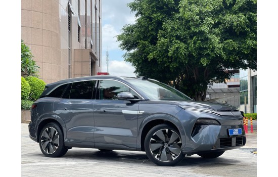 BYD Tang L EV, 600km Flagship Lidar 4WD, 2025, пробіг 10 тисяч км
