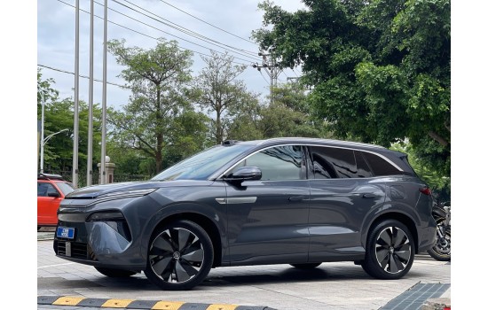 BYD Tang L EV, 600km Flagship Lidar 4WD, 2025, пробіг 10 тисяч км
