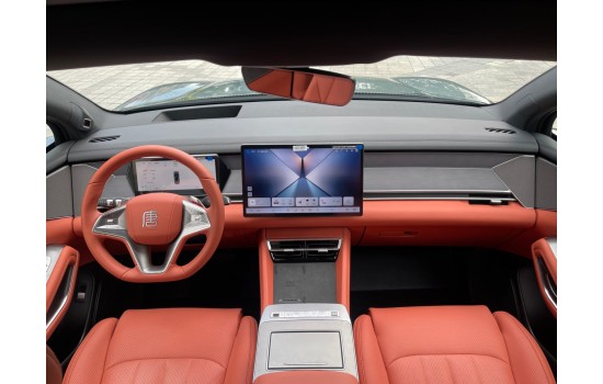 BYD Tang L Dm-I, Drone Player (гібрид), 2025