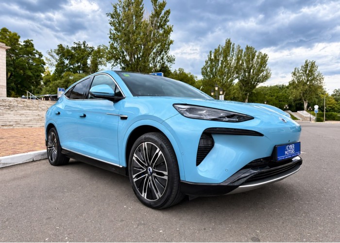 Denza N7 EV, пробіг 15 тисяч км