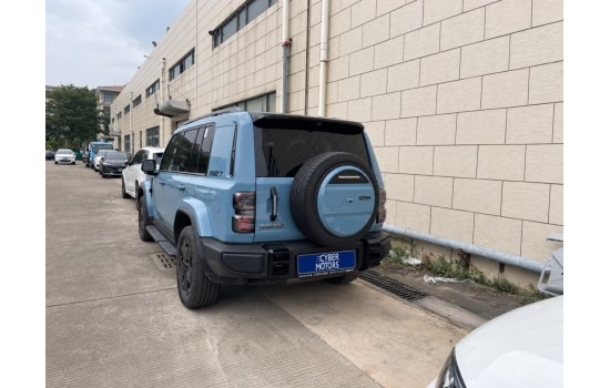iCAR V27, 210 KM 2WD Falcon 500