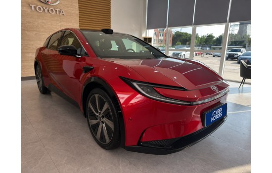 Toyota bZ5, 2025, пробіг 4,6 тисячі км