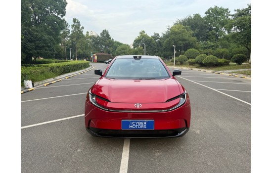 Toyota bZ5, 2025, пробіг 4,6 тисячі км