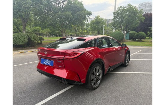 Toyota bZ5, 2025, пробіг 4,6 тисячі км