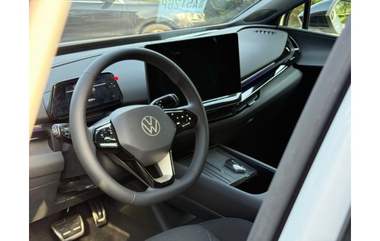 Volkswagen ID. UNYX 06 2025