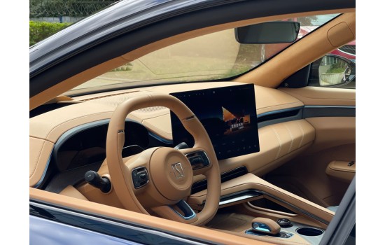 Новий ZEEKR 001 YOU 2024, пробіг 400 км