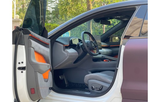 ZEEKR 001 You Z-Sport 2024