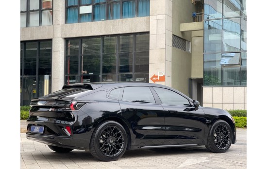ZEEKR 001 WE Black 2024