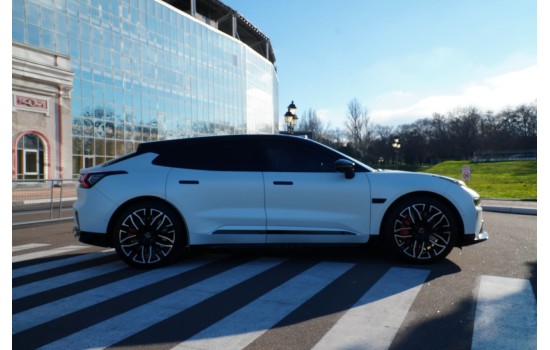 ZEEKR 001 YOU, пробіг 23 тисячі км