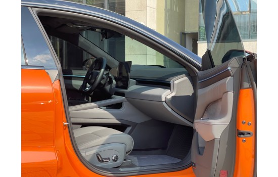 ZEEKR 001 ME, пробег 18 тысяч км, 2024