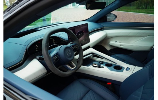 ZEEKR 001 WE Black 2024