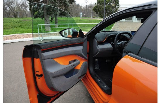 ZEEKR 001 YOU Z-Sport