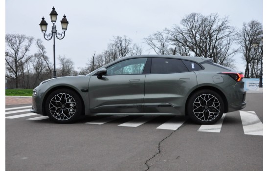 ZEEKR 001 You Green 2024