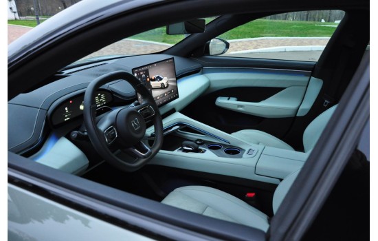 ZEEKR 001 You Green 2024