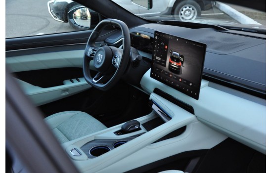 ZEEKR 001 YOU, 2024, пробіг 13 тисяч км