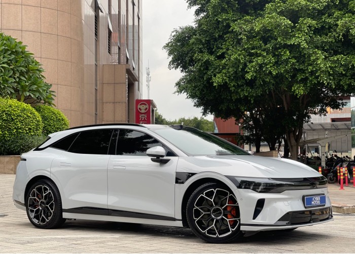 ZEEKR 007 GT, 4WD