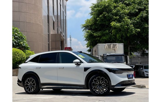 ZEEKR 7X White