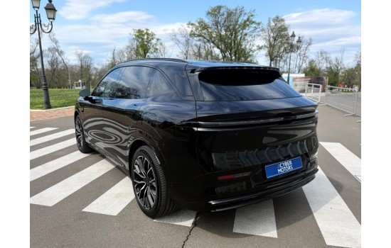 ZEEKR 7X  4WD, 2025
