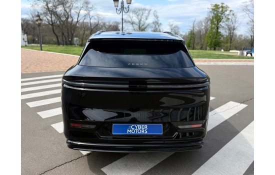 ZEEKR 7X  4WD, 2025