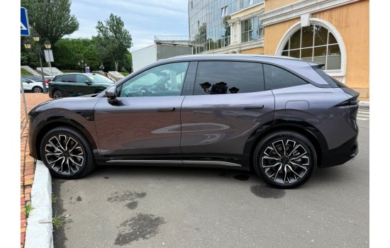 ZEEKR 7X 2 WD, 2025