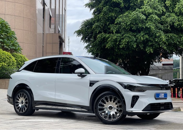 ZEEKR 7X, 2 WD Max, пробіг 7,6 тисяч км