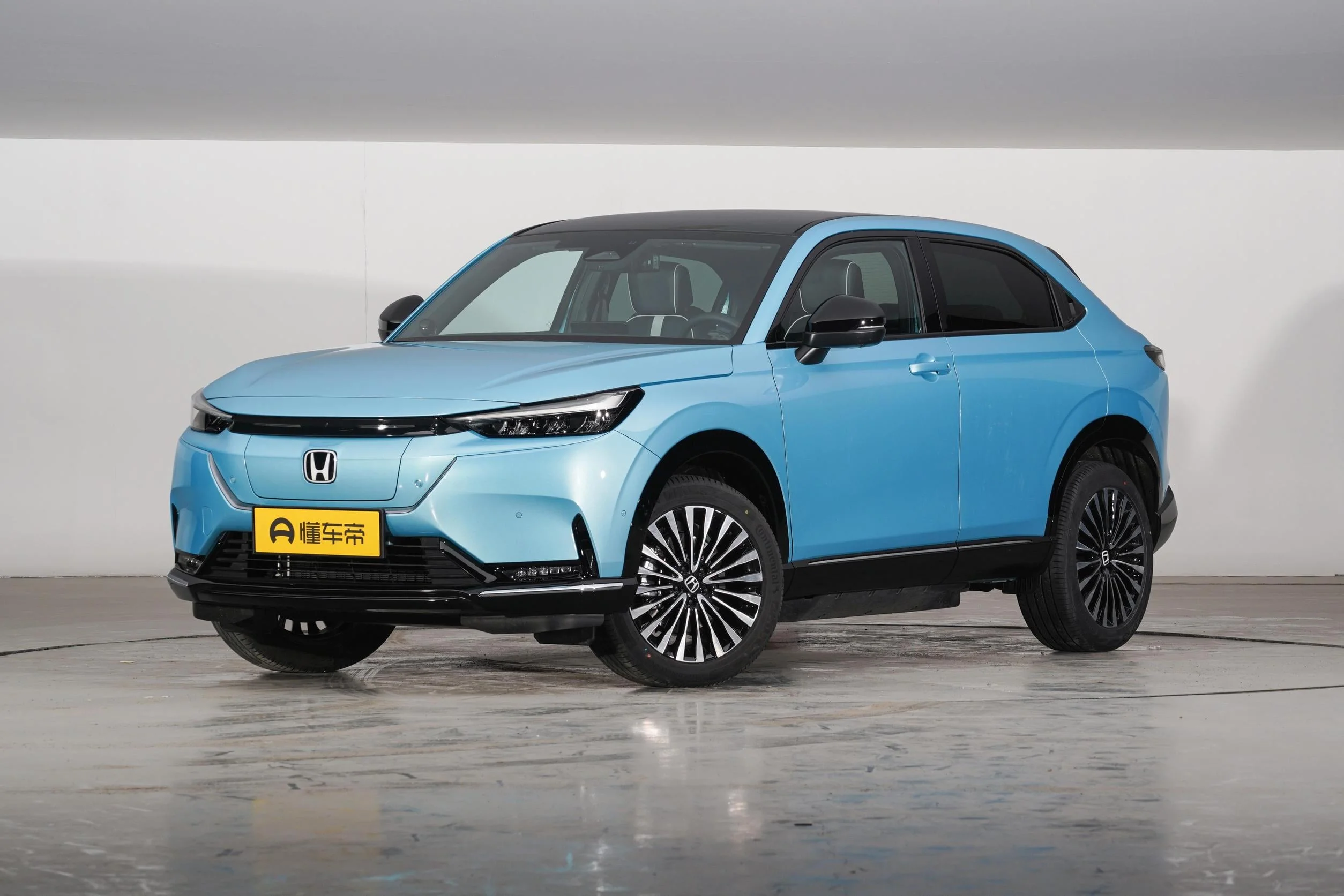 Электромобили Honda: e:NP1, E:NS1, M-NV — обзор моделей 2025