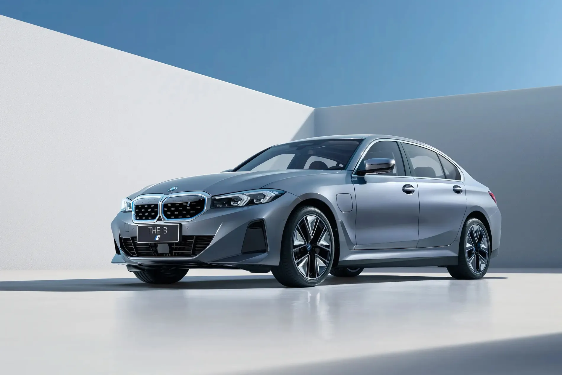 Електрокар BMW: доступний i3 в наявності та нові моделі скоро