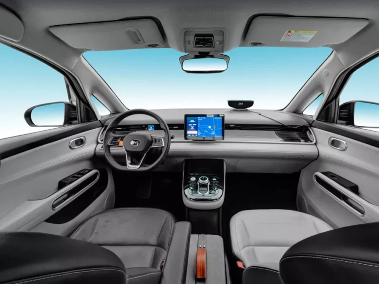 BYD D1. Интерьер и комфорт