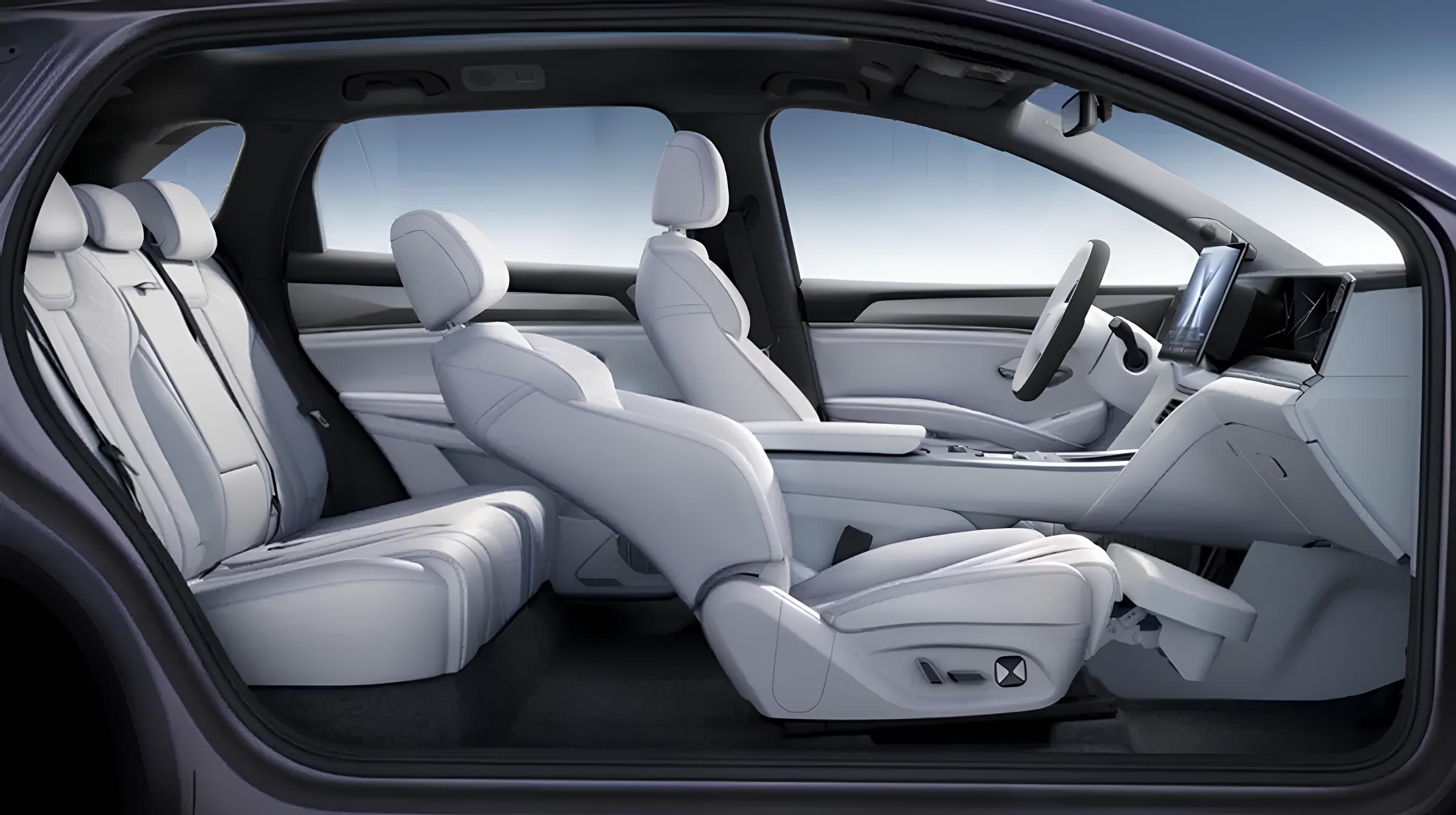 BYD Song Ultra EV, 2026, пробіг 10 тисяч км. Інтер'єр і комфорт
