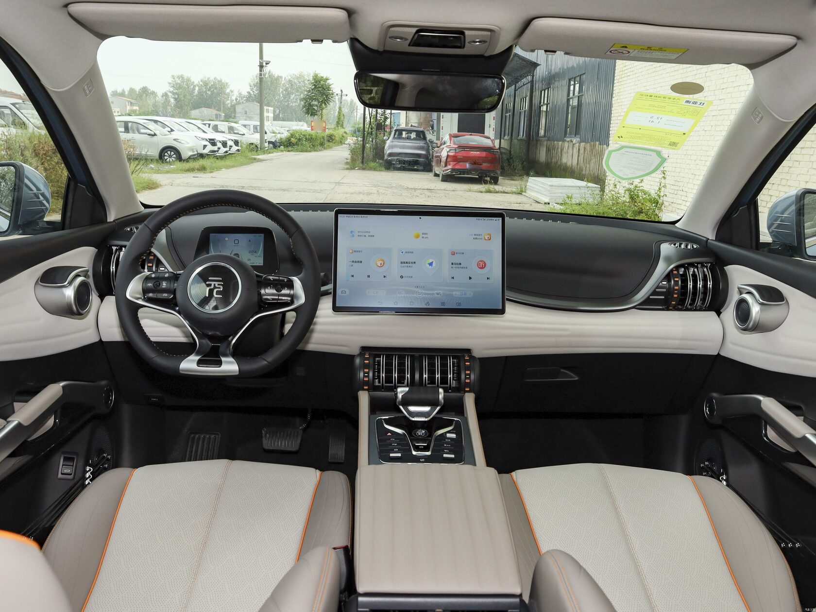 BYD Yuan Plus Champion. Интерьер и комфорт