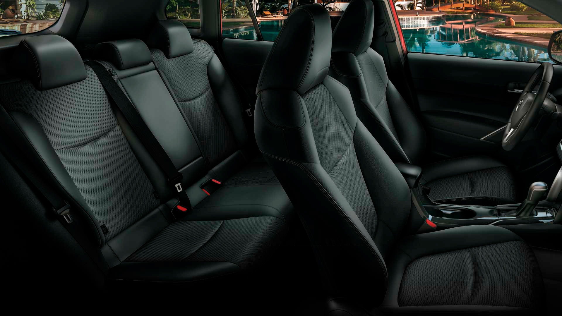 Toyota Corolla Cross. Интерьер и комфорт