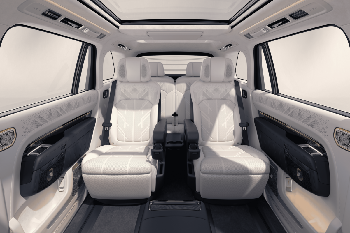 ZEEKR 9X. Интерьер и комфорт